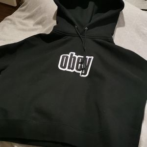 xs OBEY cropped hoody with stitched emblem